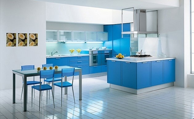 Стильная голубая кухня