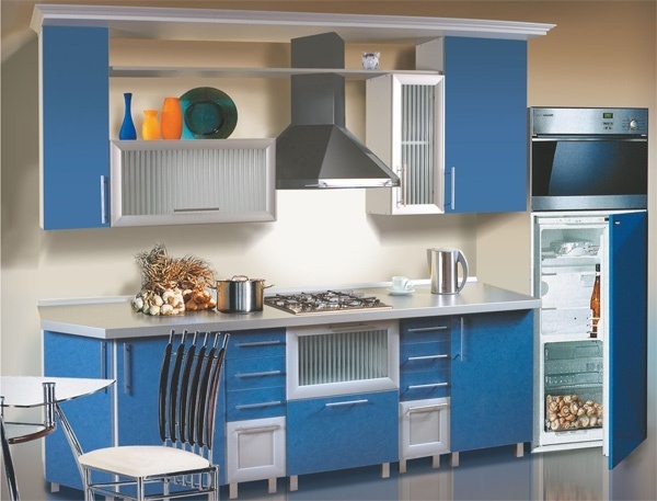 Кухня голубого цвета фото